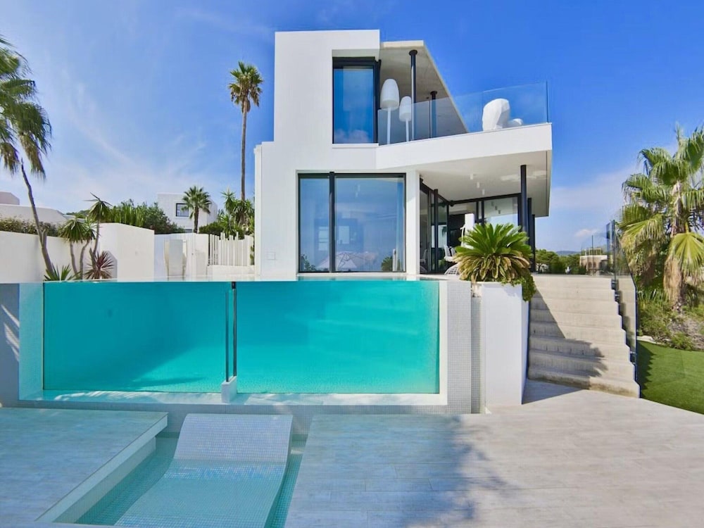 Striking Villa With Terraced Garden
