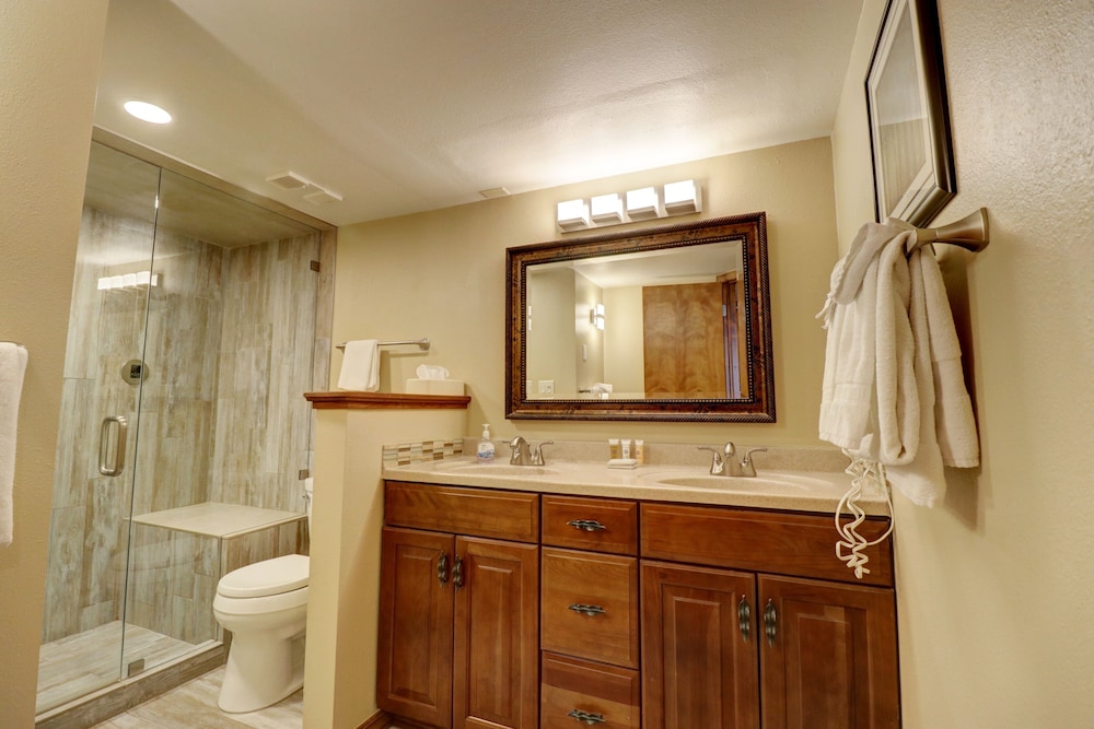 SkyRun Copper Mountain Resort Vacation Lodging