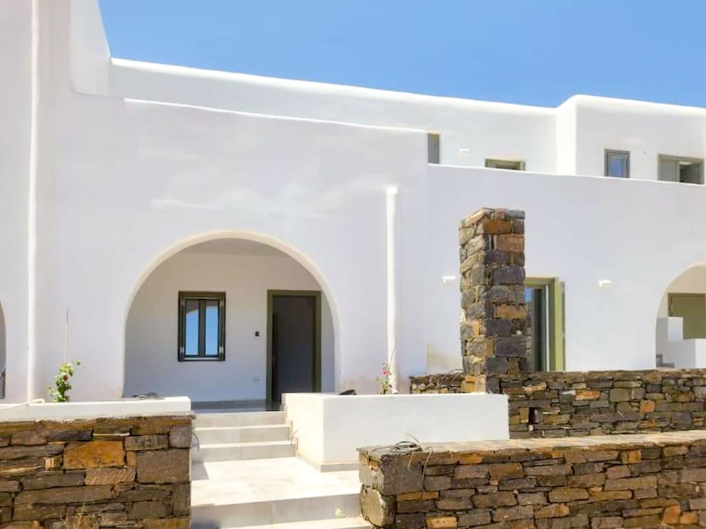 Ampelas Nostalgia Apartments - Aiolos Gem in Paros