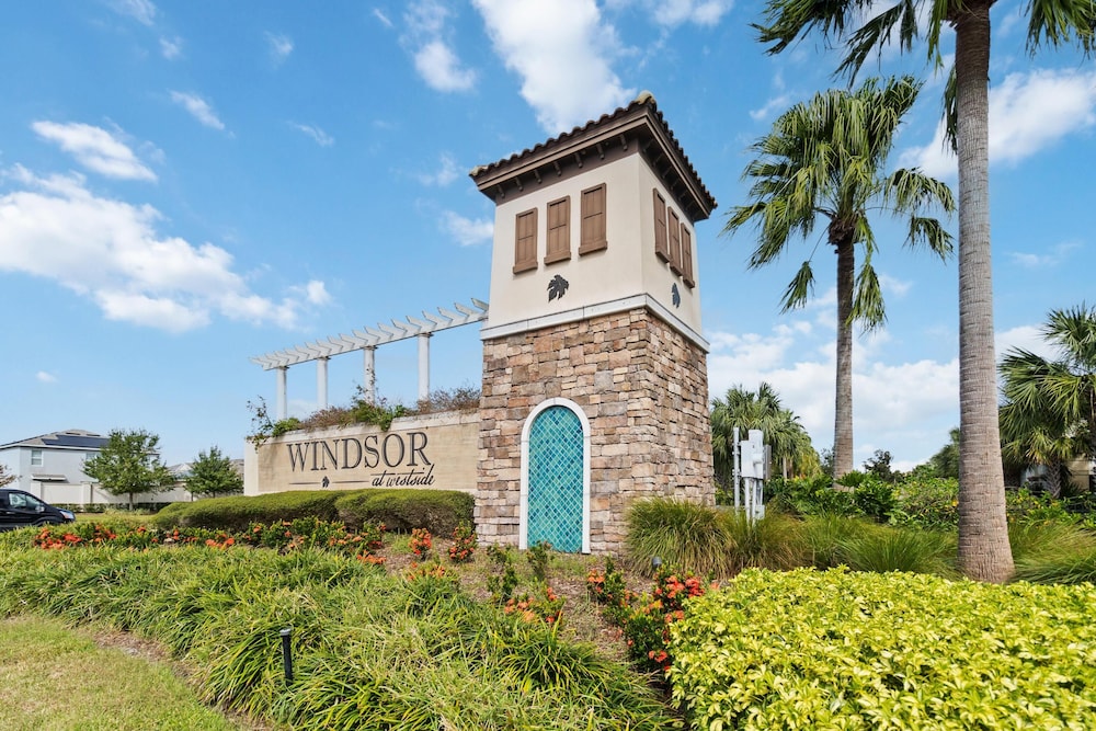 Windsor at Westside Home With Private Pool!! view 4