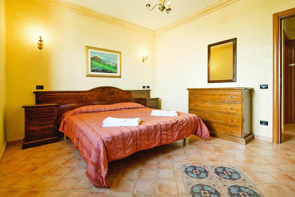 Apartment in Triscina by the Sea With Pools
