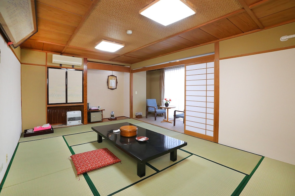 Raki Onsenryokan view 4