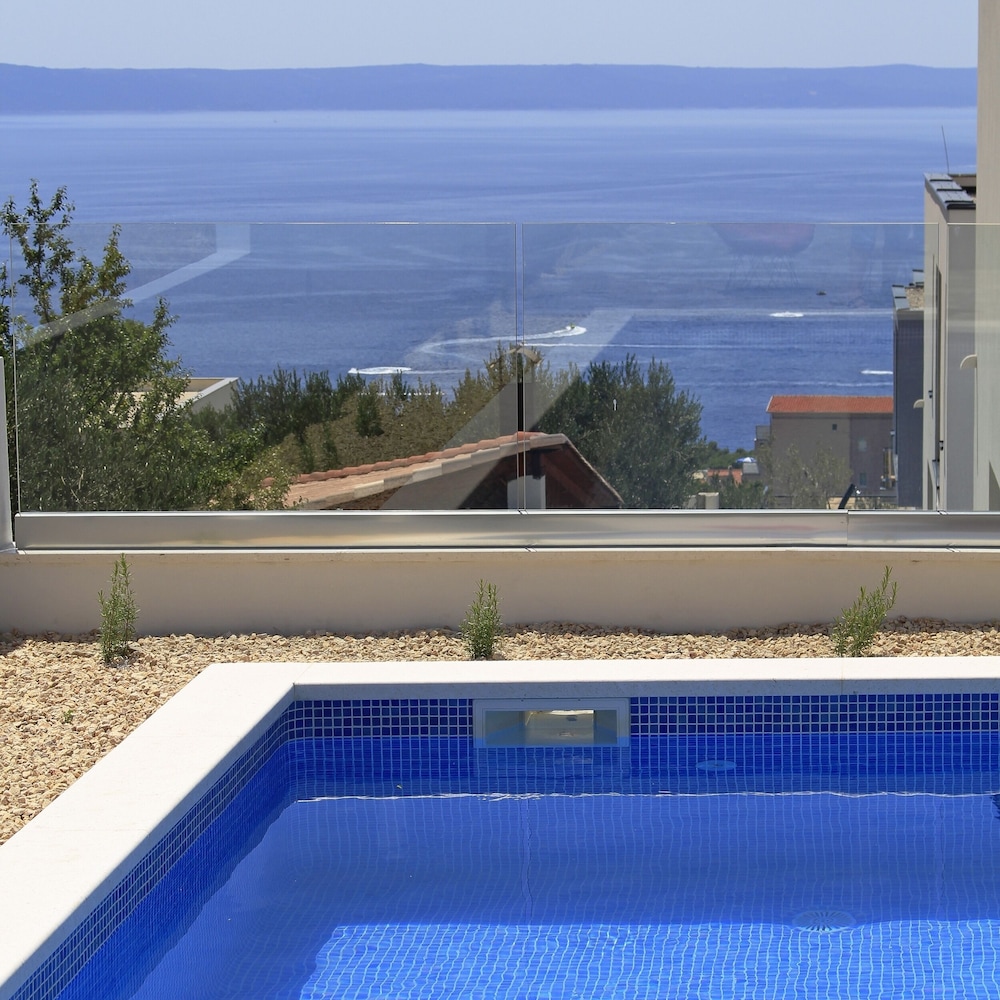 Villa Navis view 5