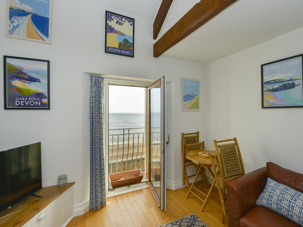 2 Bayview