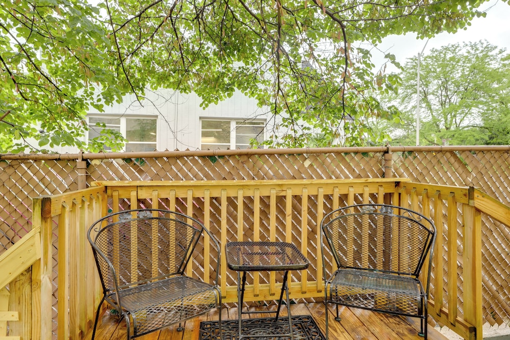 3 Mi to Dtwn: Dog-friendly Retreat in Dayton