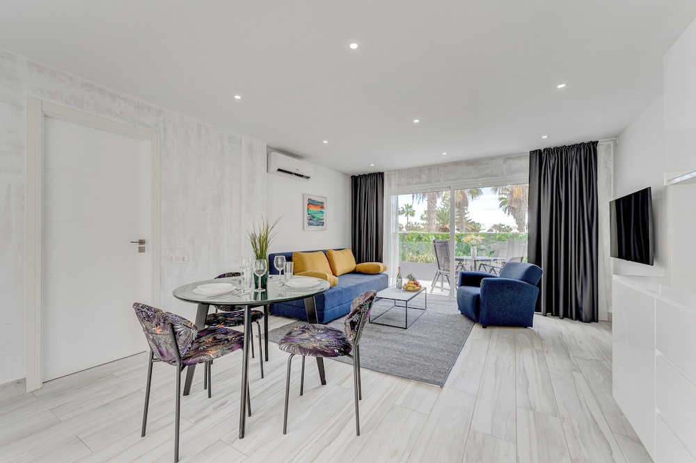 BAL Apartments - Adults Only