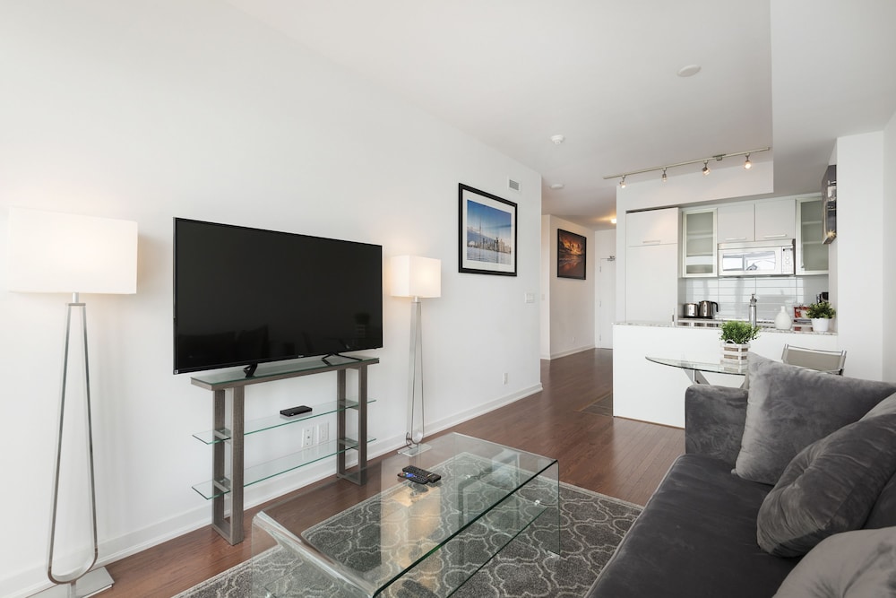 Metropolis Condotel Suites - York Street