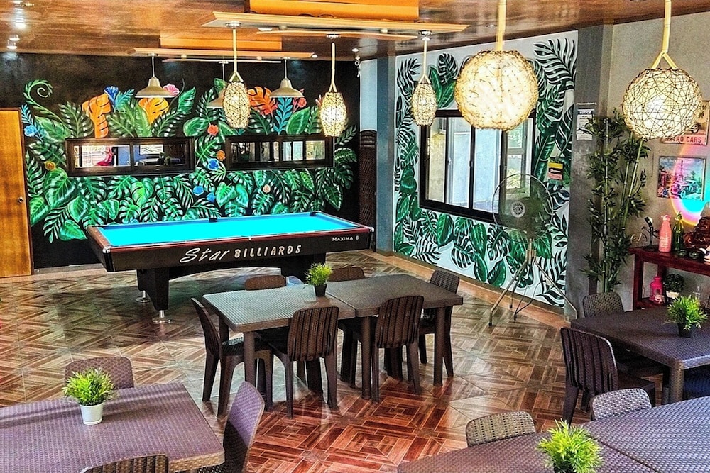 Mom Shie'S Apartelle