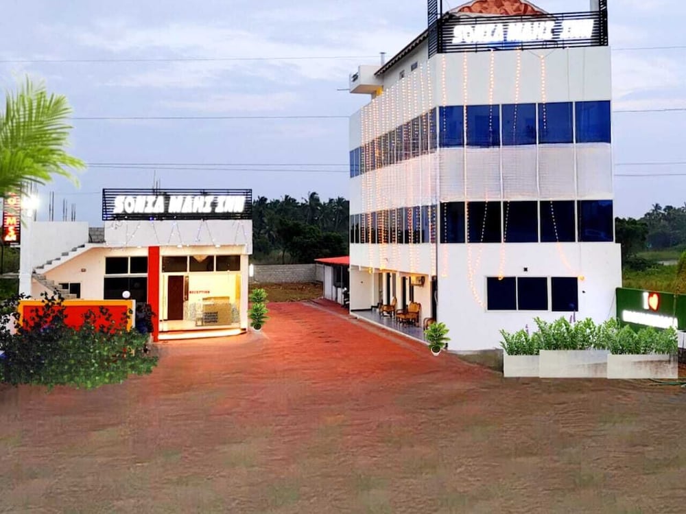 HOTEL SONIA MAHI INN