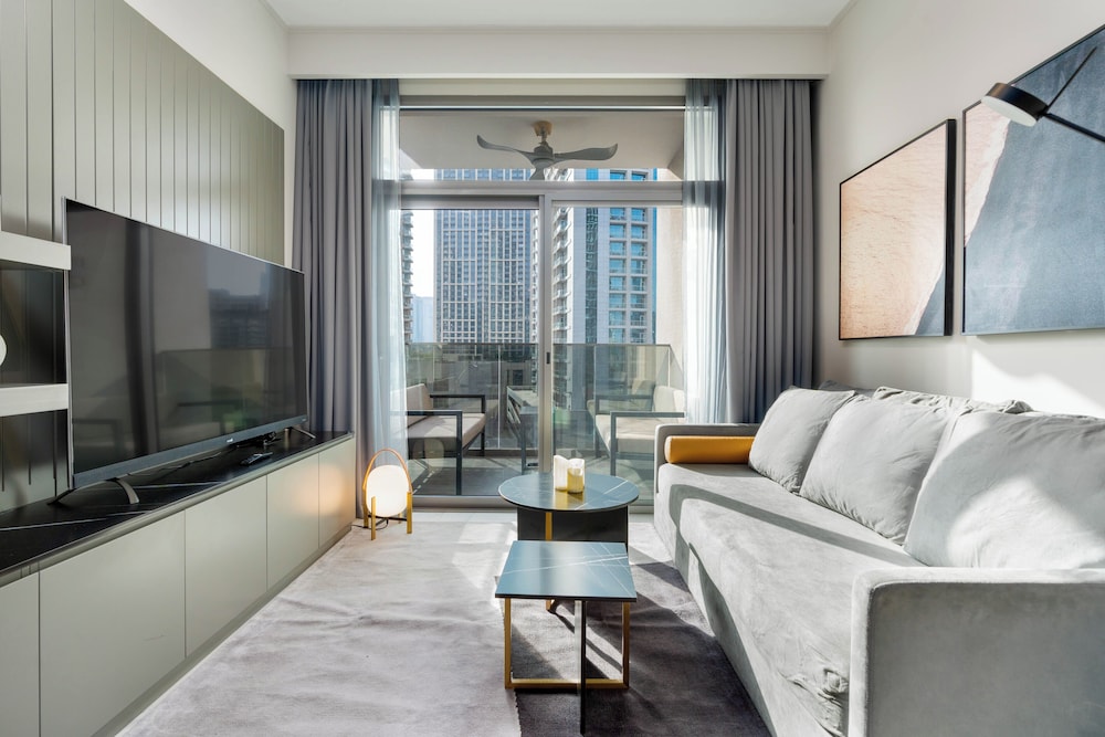 Bespoke Residences - Mag318 2BR Apt photo 4