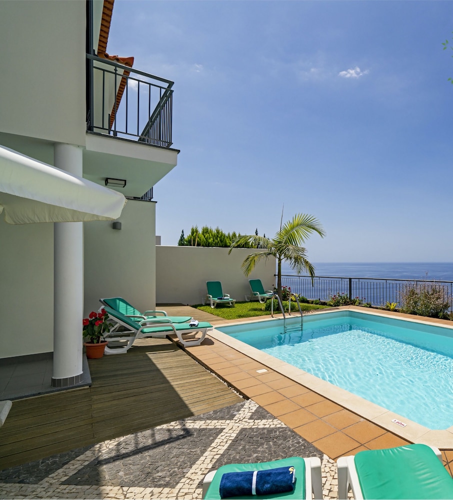 Casa Amaro Mar by Our Madeira