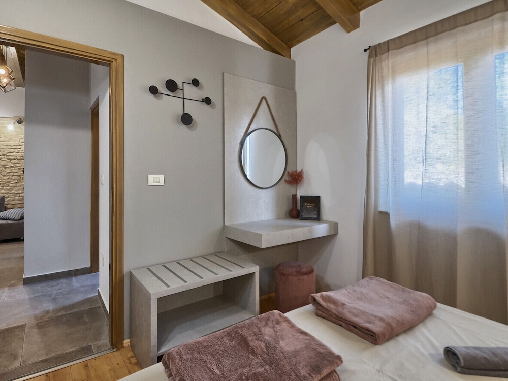 Cozy, Spacious and Fenced Holiday Home Near the Sea view 4