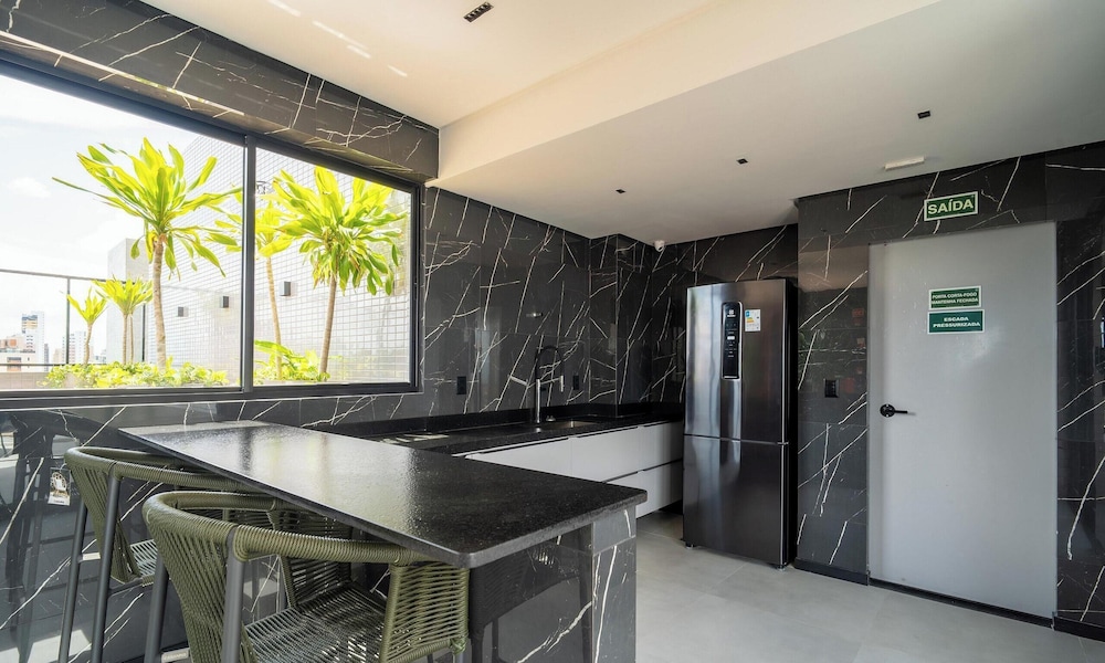 Studio in Build. w/ Pool, 280m fr the sea Ugr0404a