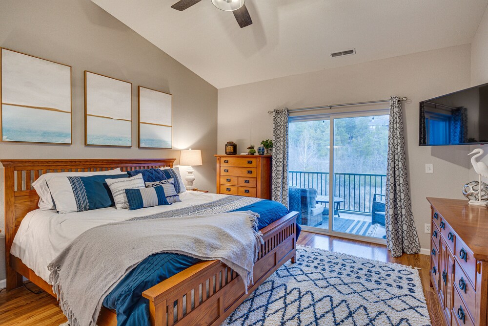 4 Mi to Dtwn: Gem w/ Lake Access in Camdenton
