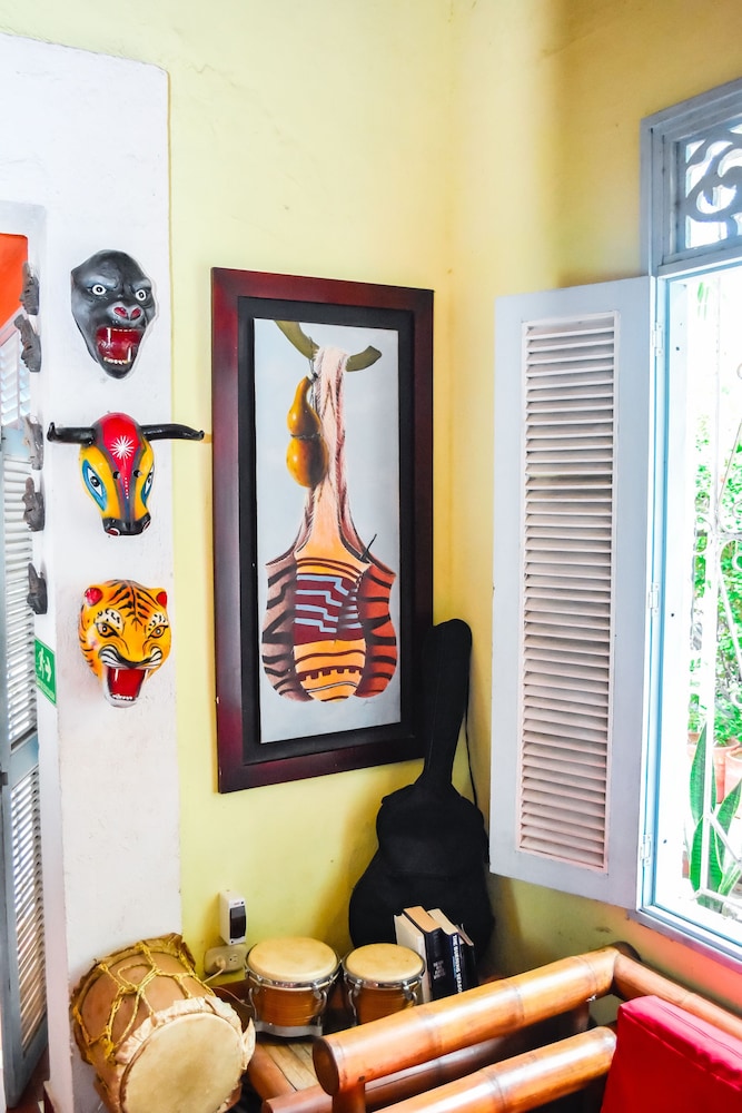 Aluna Hostel B&B