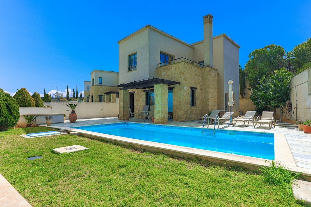 Villa Styliani in Fasli view 3
