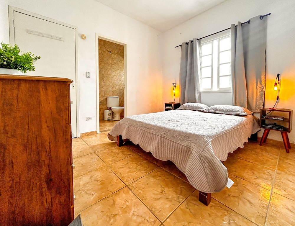 Tima Casa com Wifi pr Ximo a Praia em Itanha m SP