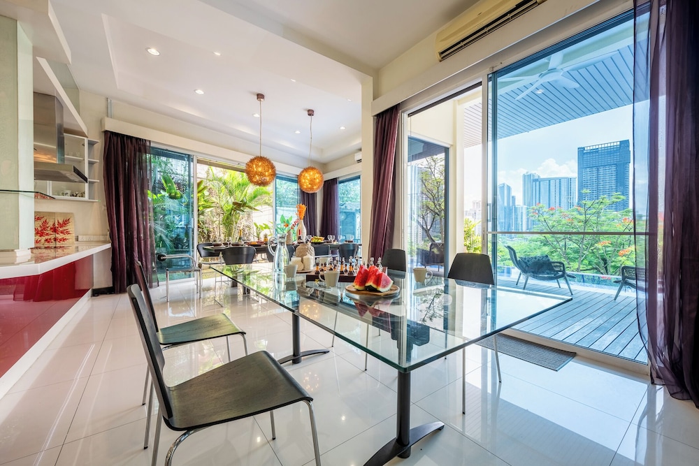 38Pax Flame of the Forest Retreat Villa KL by Verano