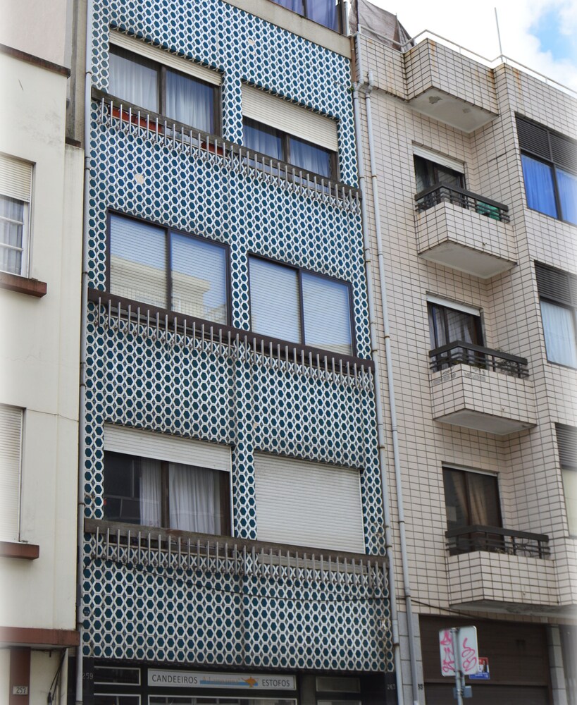Dinky Apartment