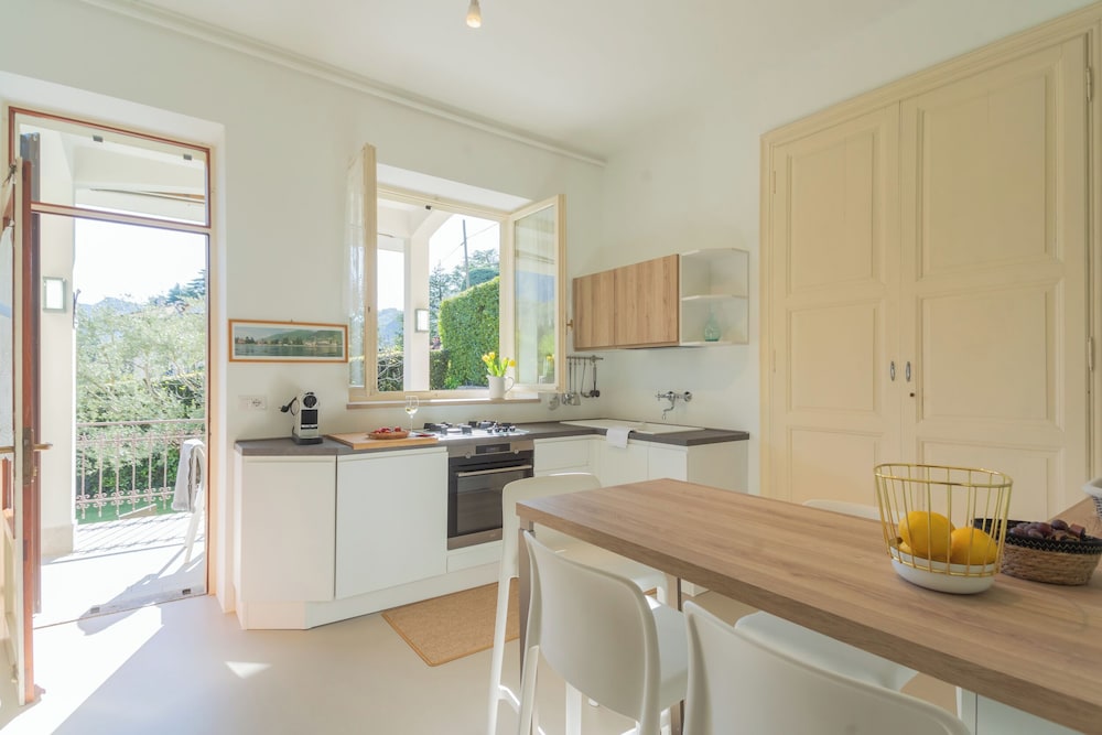 Villa Ida by Rent all Como
