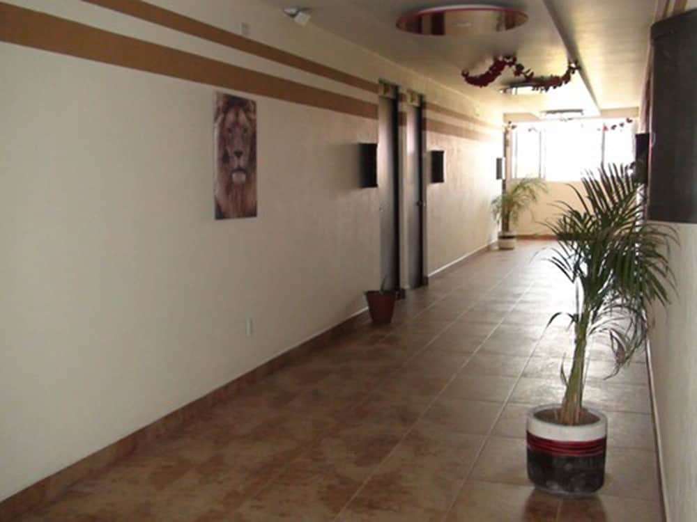 Hotel & Villas 7