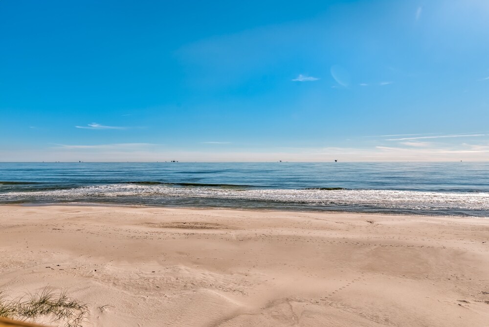 Still Waters - 2415 Bienville Blvd 4 Bedroom Home