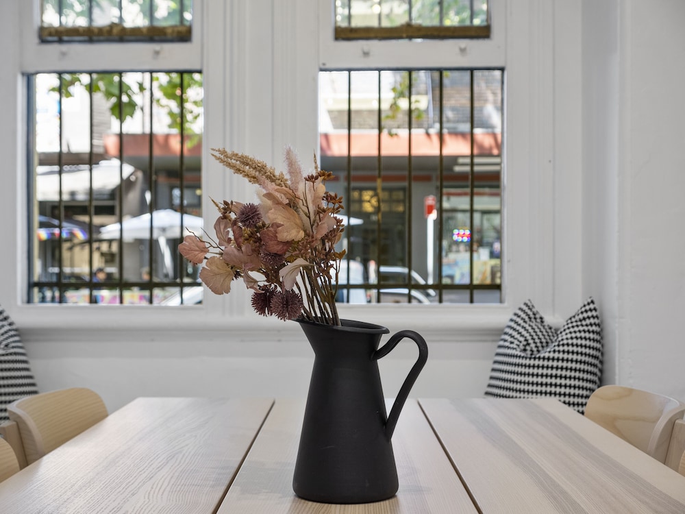 Potts Point Vacations - Azzurro Pod Hotel Potts Point - Property Image 12
