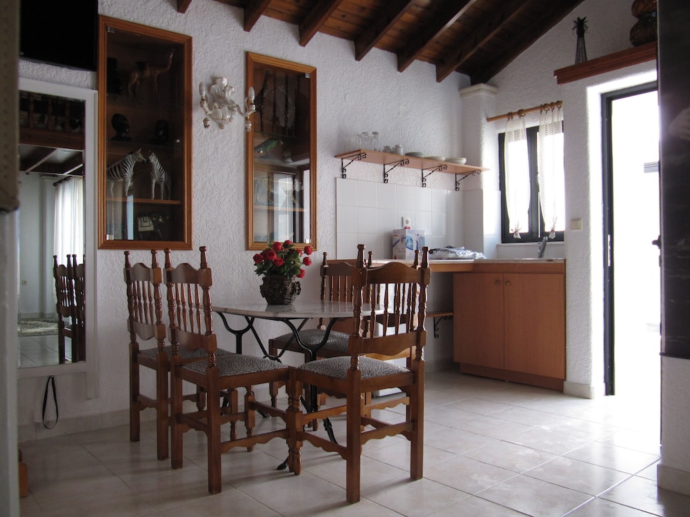 Castellino Studios