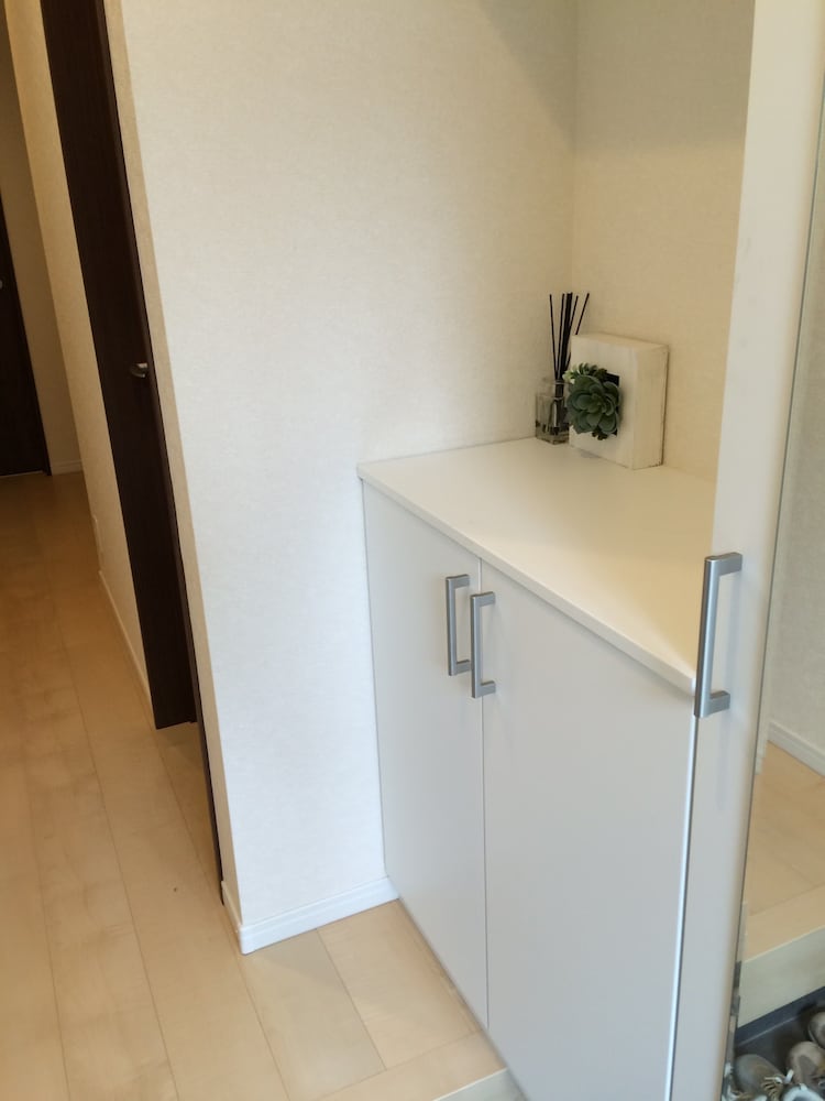 Kasai Guest House, 4min to Kasai Sta, Direct buses to Airport & Disney