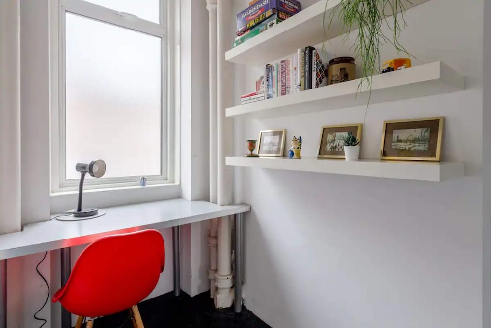 Bright & Spacious 2BD Flat - Hackney