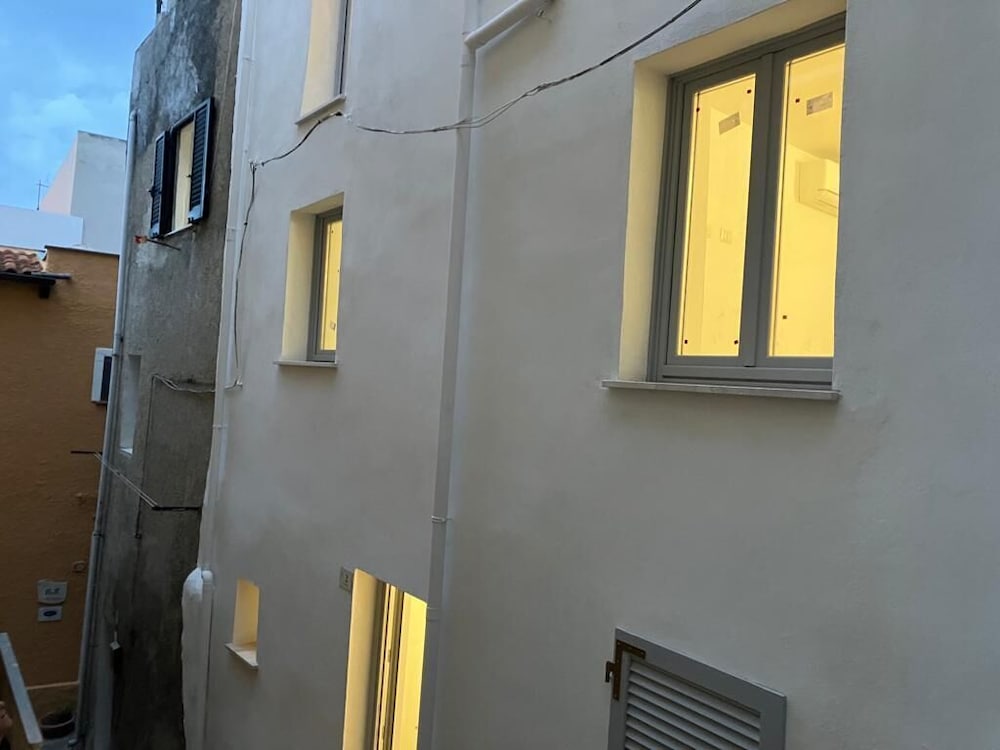 Room-l'appusentu in the Historical Cente