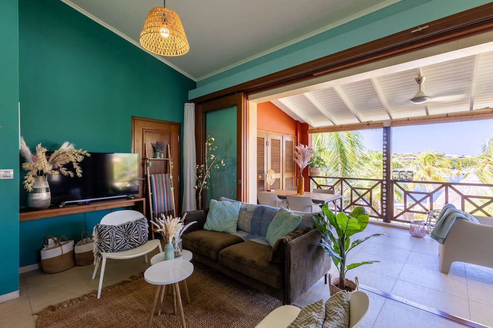 Stylish Apartment With Pool Near Jan Thiel Beach