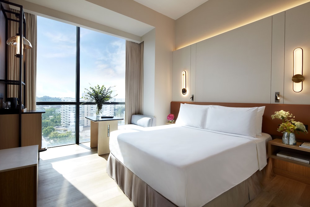 Momentus Hotel Alexandra 7