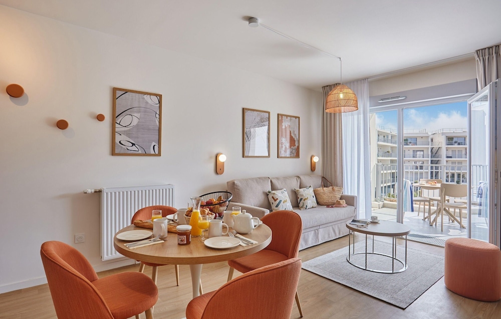Apartment in Royan Near Sandy Beaches