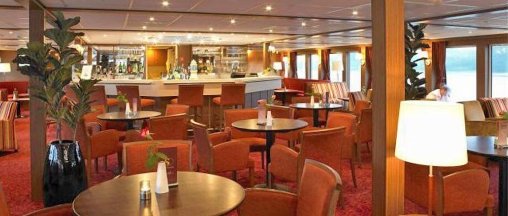 Neuss Vacations - Select MS Serenity - Neuss - Property Image 7