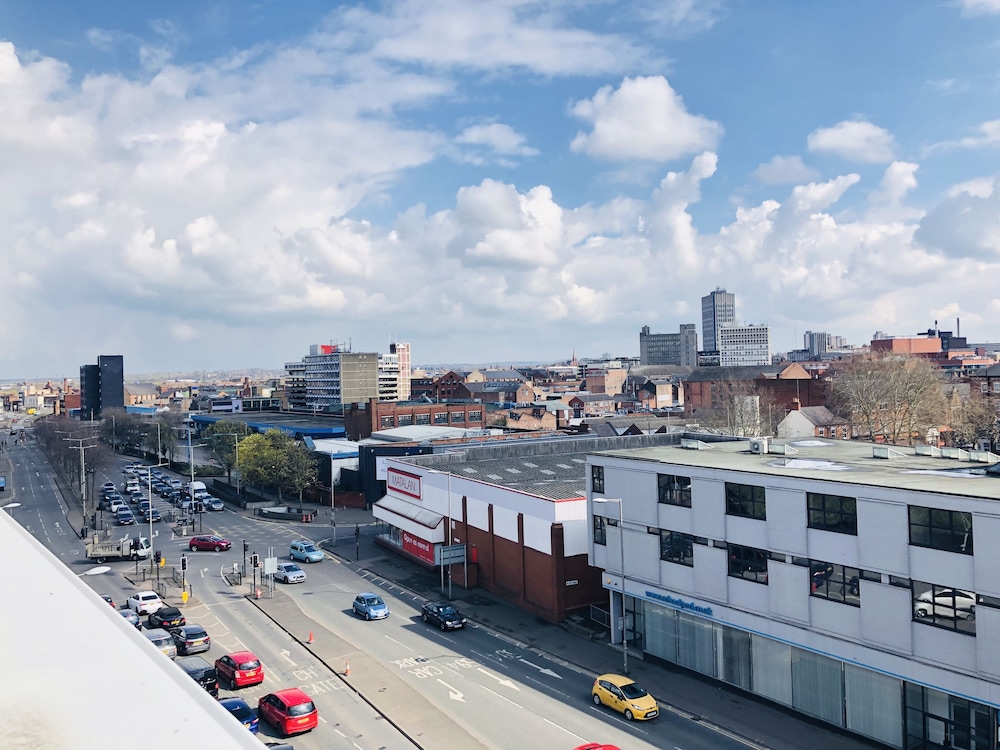 Leicester Vacations - Showcase Apartments - Highcross House Apart Hotel - Property Image 7