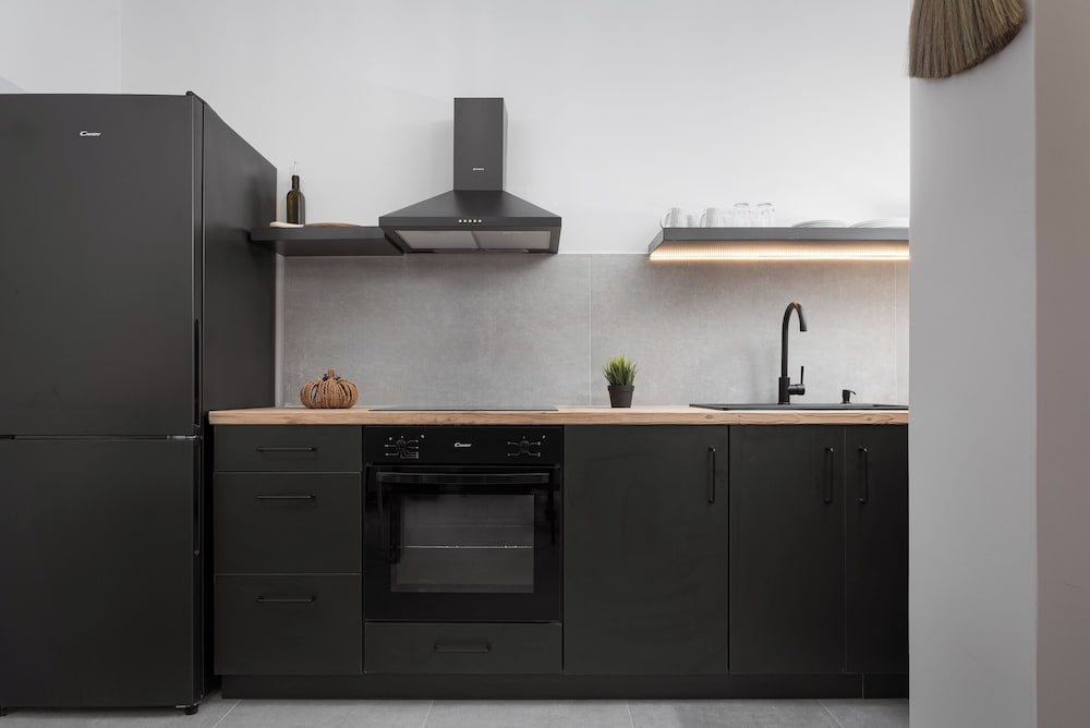 The One Limeni