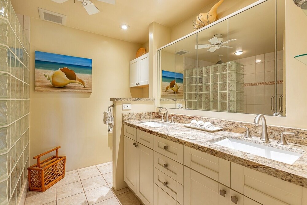 Kaanapali Royal N202 2 Bedroom Condo