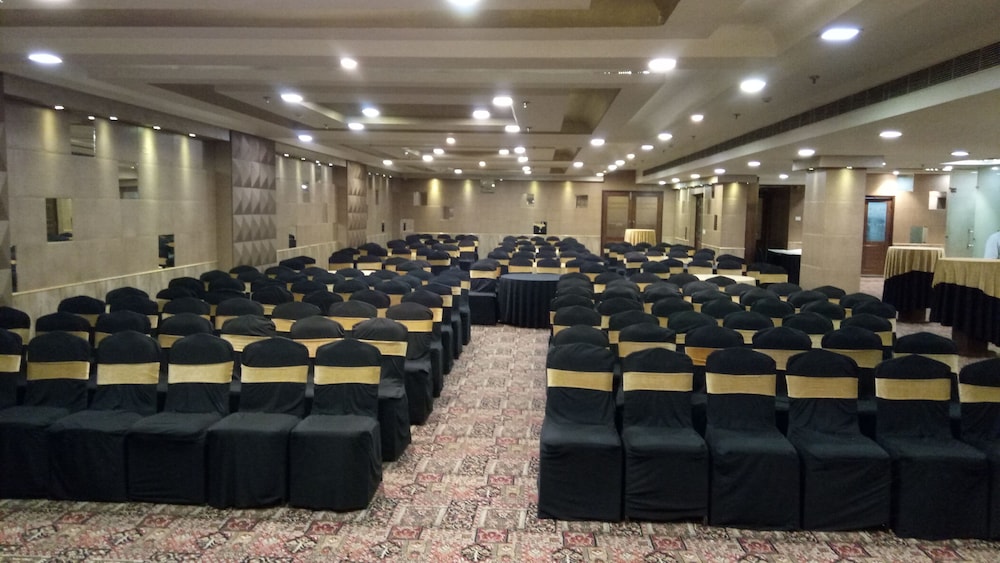 meeting & event spaces