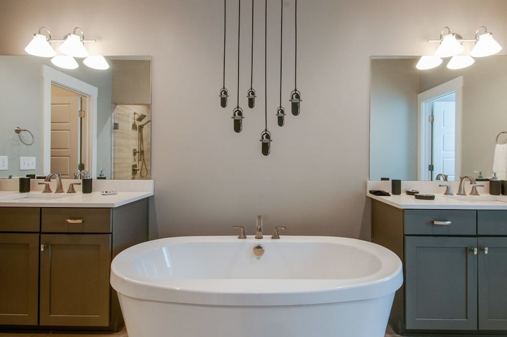 Close to the Gulch - Book Today