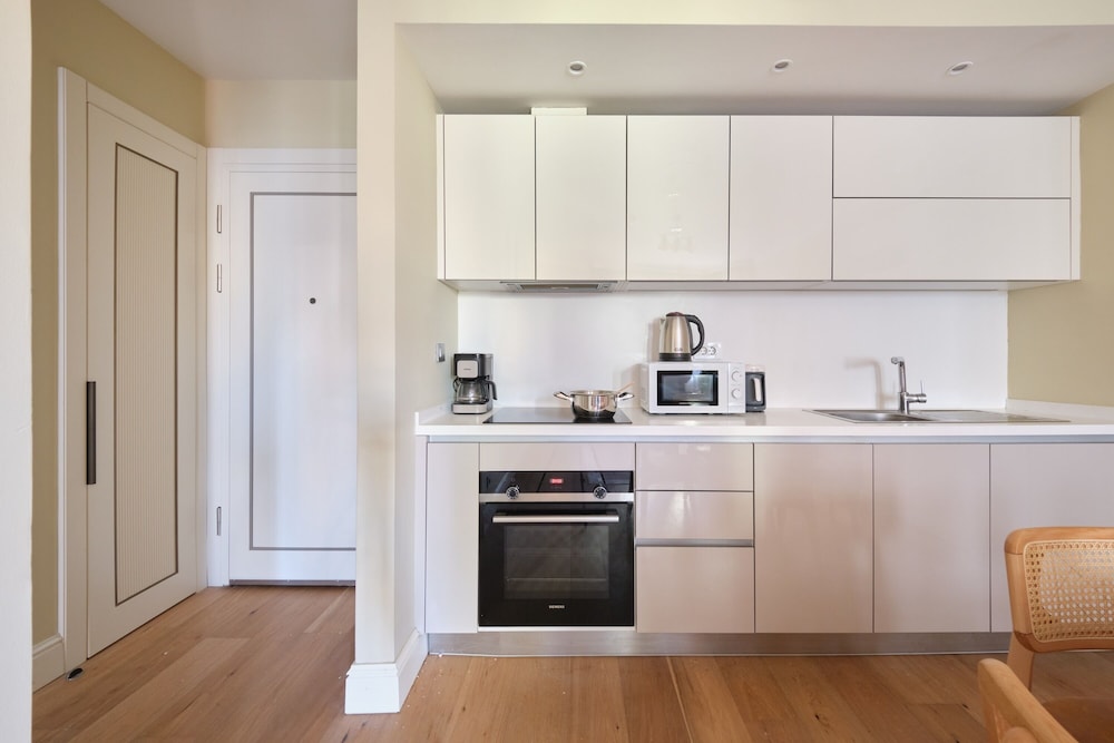 Taksim 360 Lagirio Residence