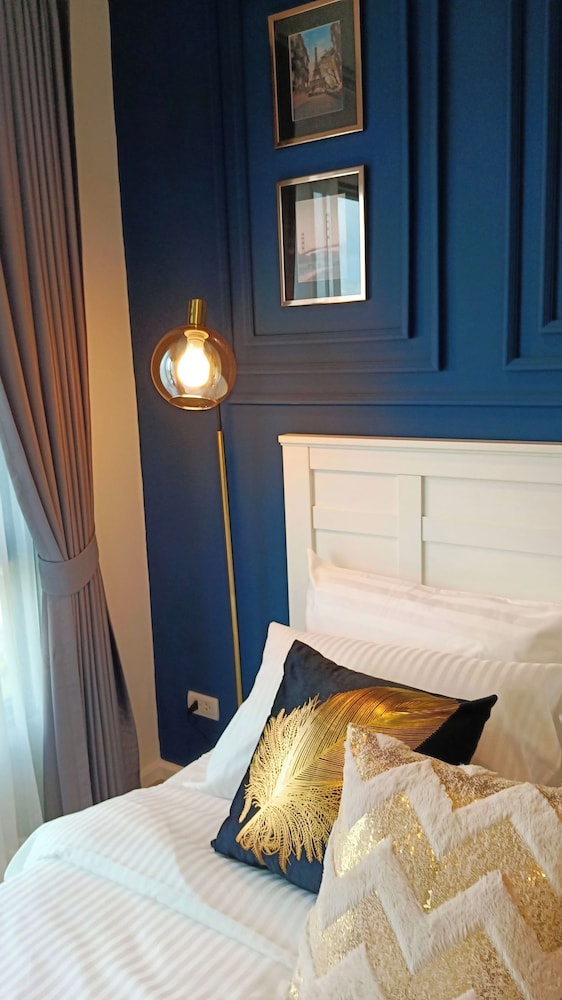 Urban Elegance Knightsbridge BTS Bearing