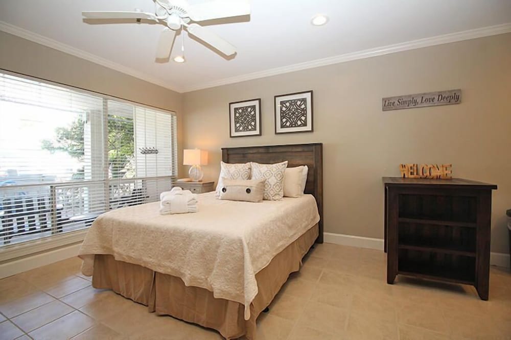 505 Sunsuite view 3