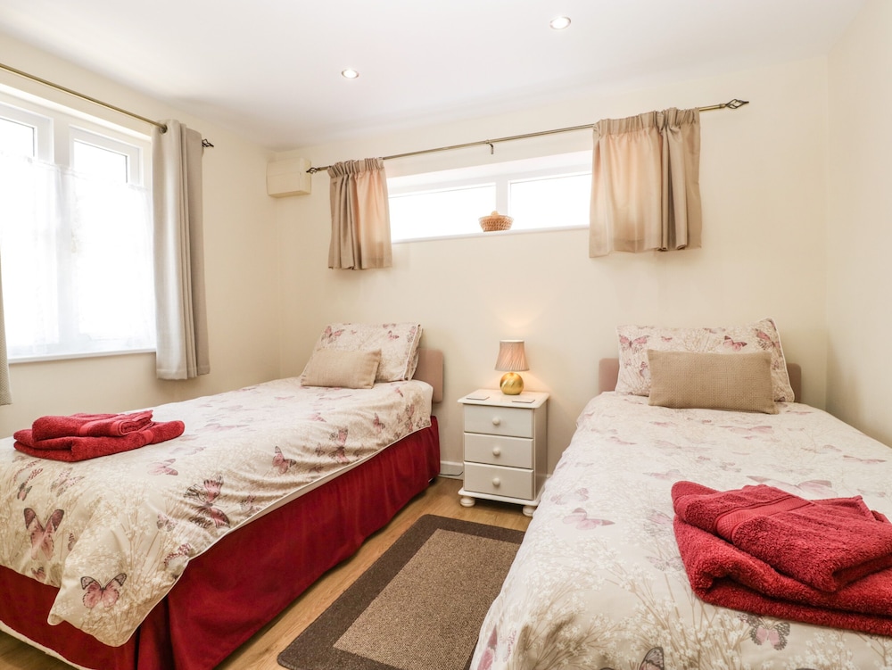 Wells Vacations - Glebe Lodge - Property Image 3
