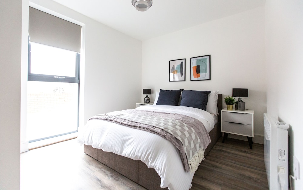 The Interchange - 2-bed - Brand New - Central view 2