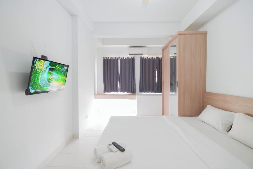 Studio Patraland Urbano Apartment