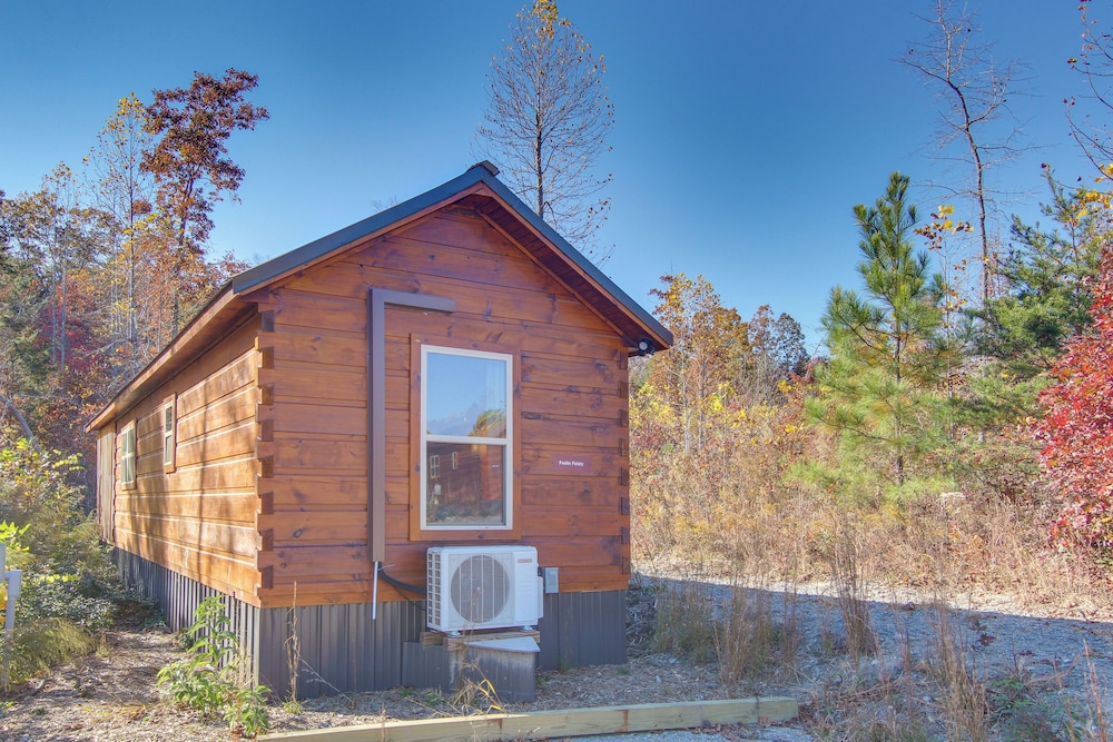 'feelin Feisty:' Blue Ridge Mtns Couple's Cabin