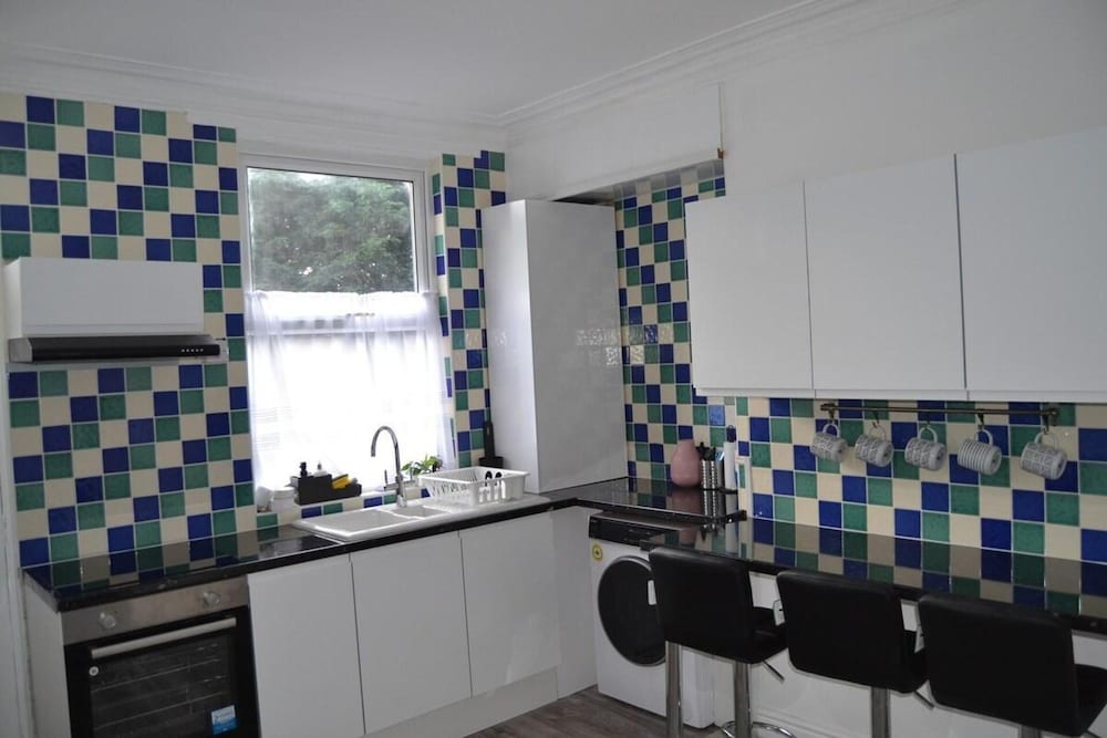 Modern Home Close to City Centre