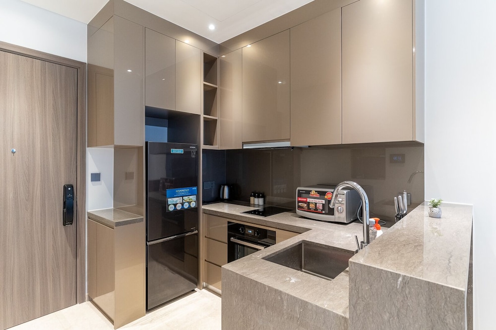 The MarQ Luxury 2BR Apt Central D1