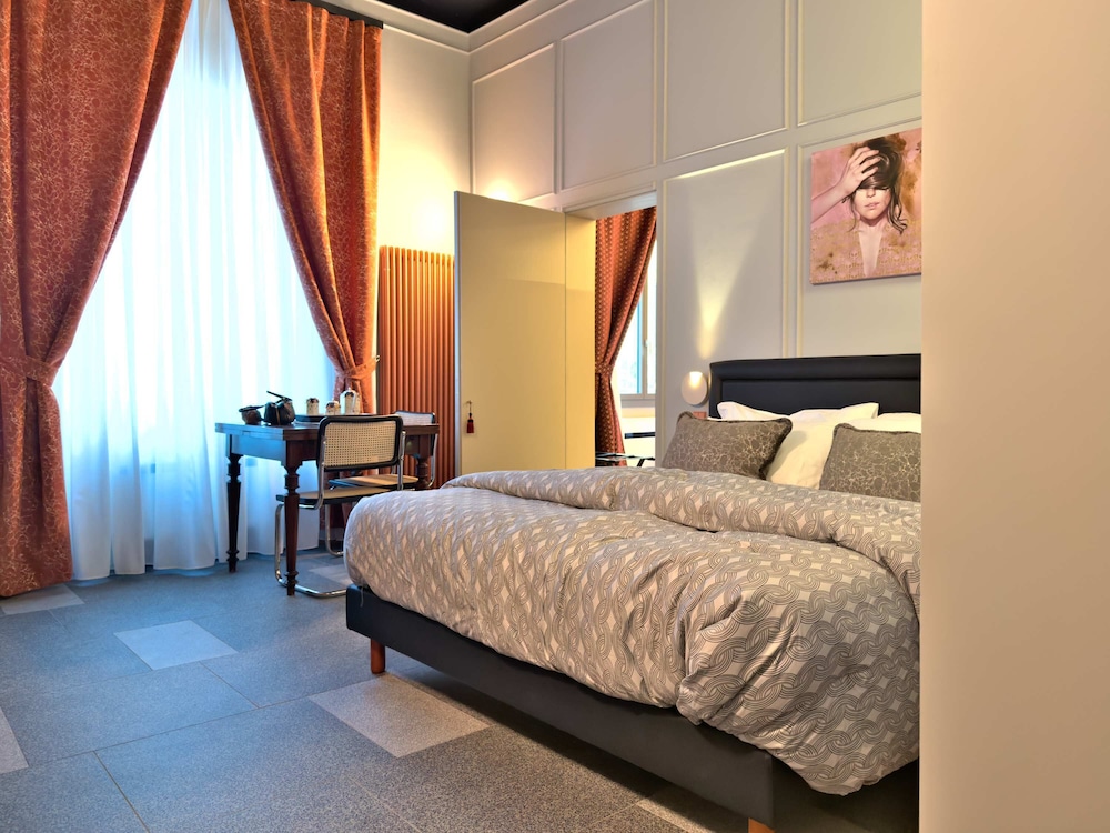 Cinisca Suite Blue in Bologna